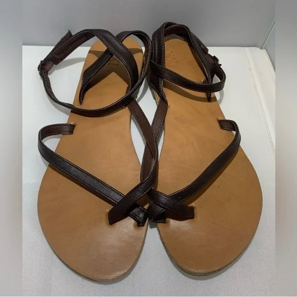 🌞🕶 Cute Strappy Sandals - Picture 3 of 3